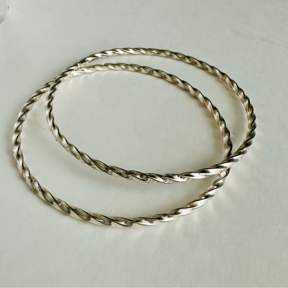 Twin Sterling Silver Dainty Twisted Bangle Bracelets, Signed FAS 925, 9g - Picture 2 of 7